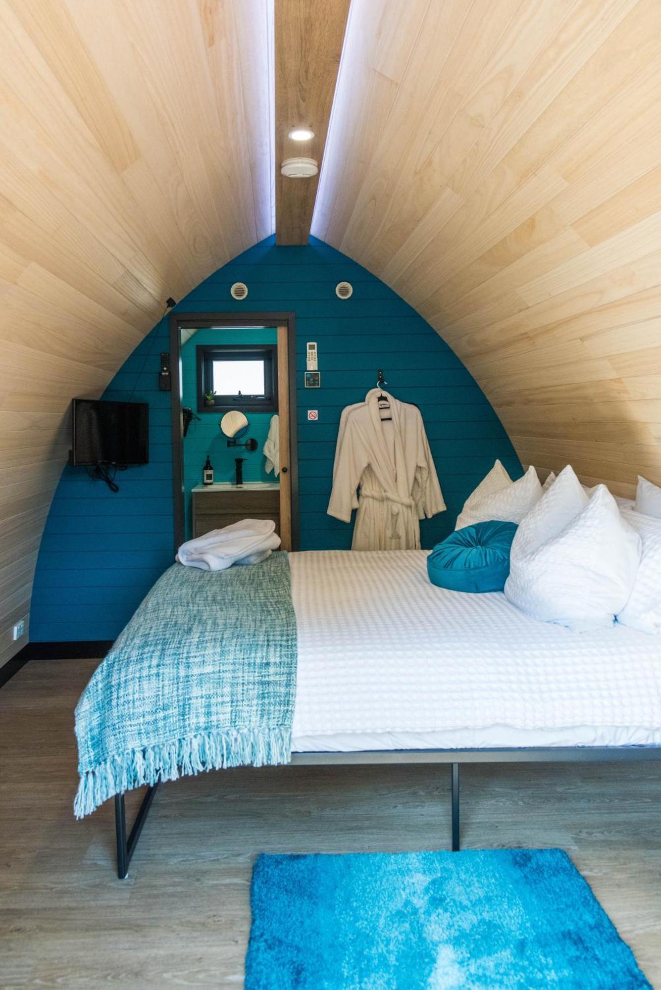 Bed and Breakfast Jen'S Garden Pods Гріффіт Екстер'єр фото